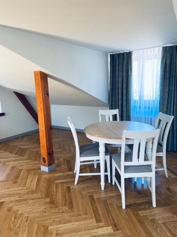 Roze Republikas Apartments Liepaja Luaran gambar