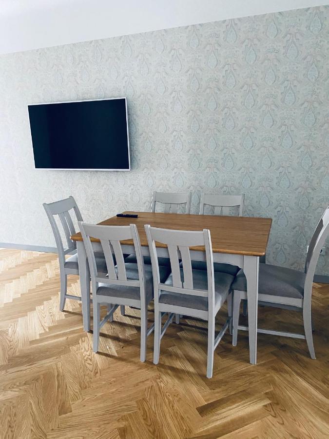 Roze Republikas Apartments Liepaja Luaran gambar