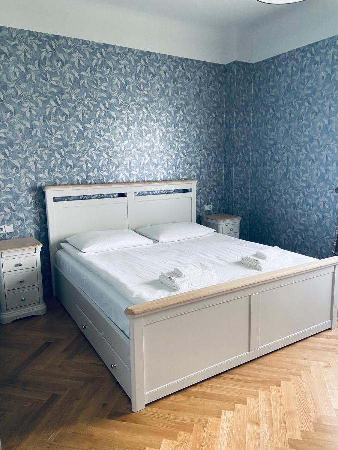 Roze Republikas Apartments Liepaja Luaran gambar
